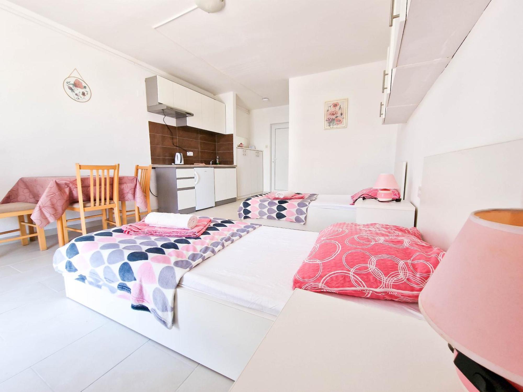 Flip - Flop Apartment Novalja Exterior photo