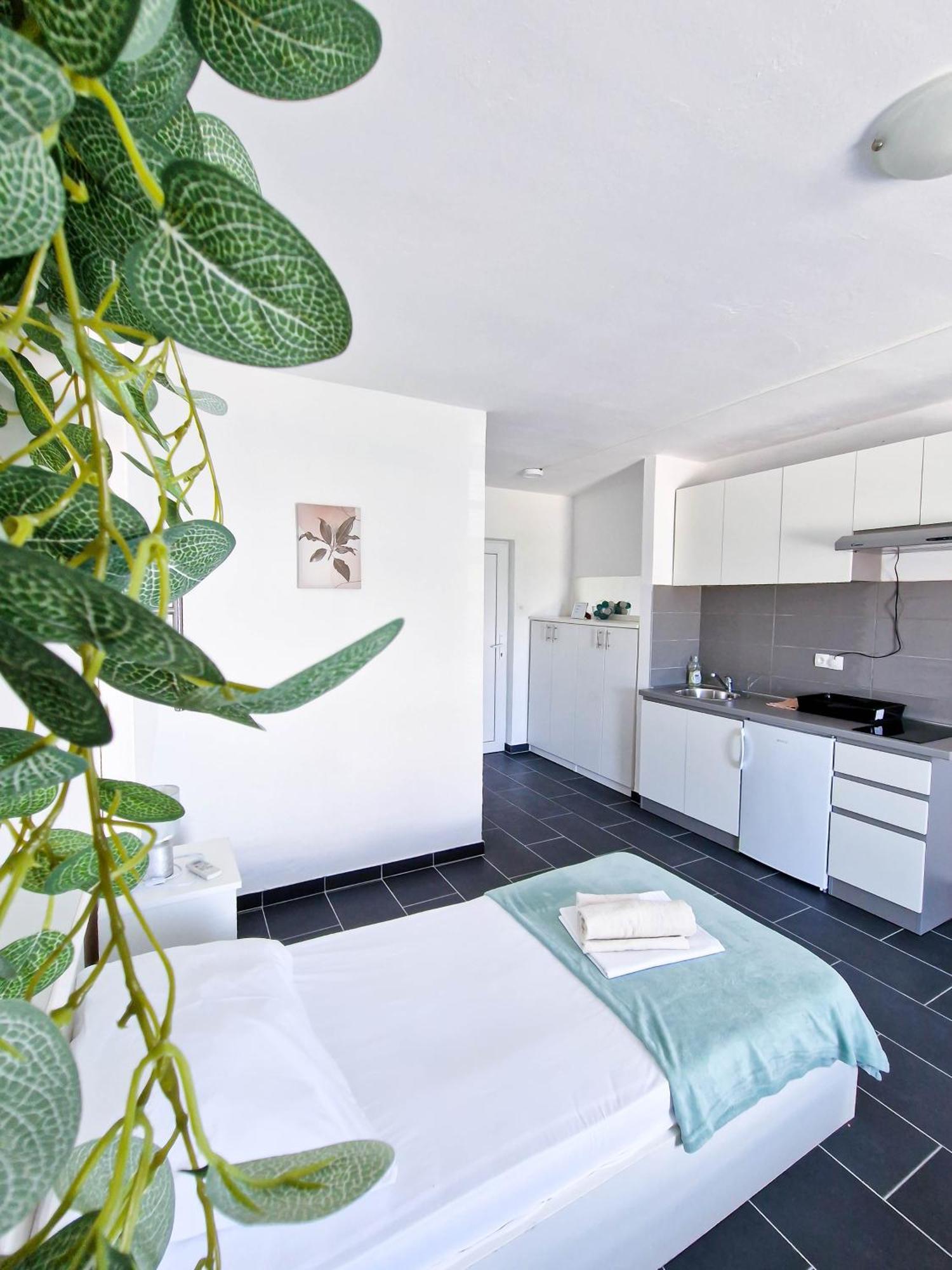 Flip - Flop Apartment Novalja Exterior photo